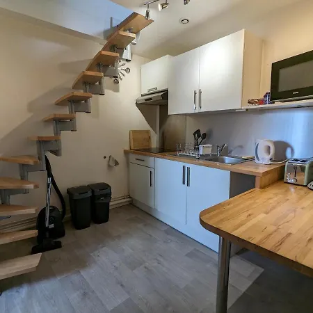 A Cote De La Vieille De Sur Apartman